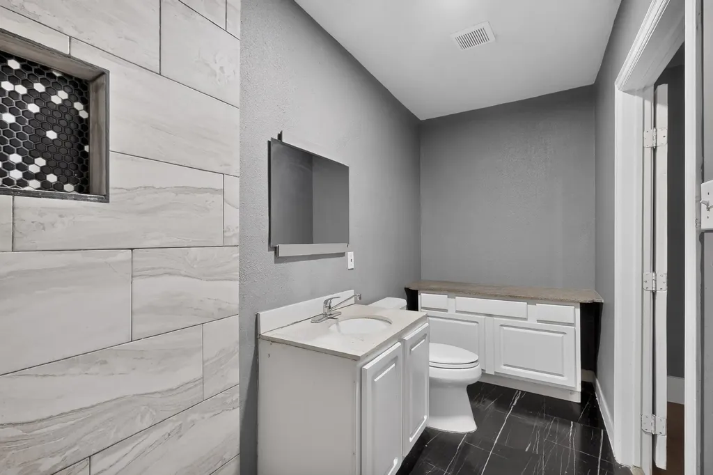 2228 52nd Street Dallas TX 75216