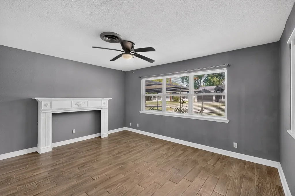 2228 52nd Street Dallas TX 75216