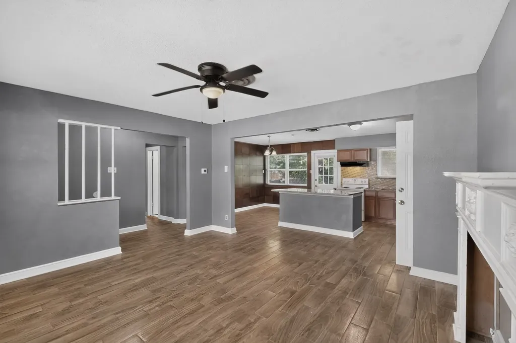 2228 52nd Street Dallas TX 75216