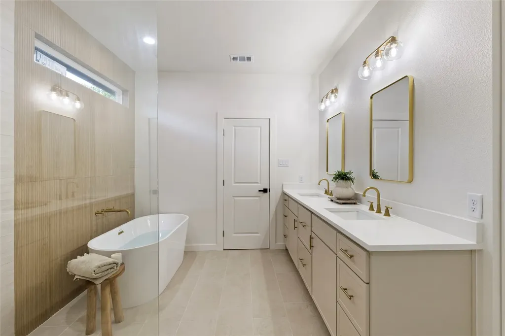 2536 56th Street Dallas TX 75241
