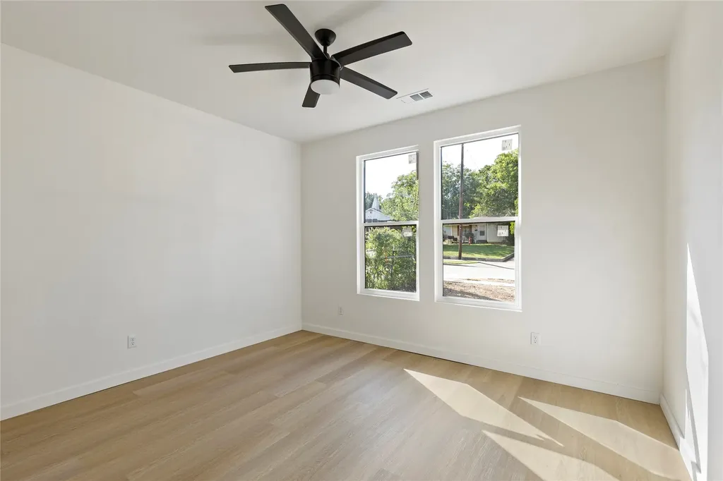2536 56th Street Dallas TX 75241