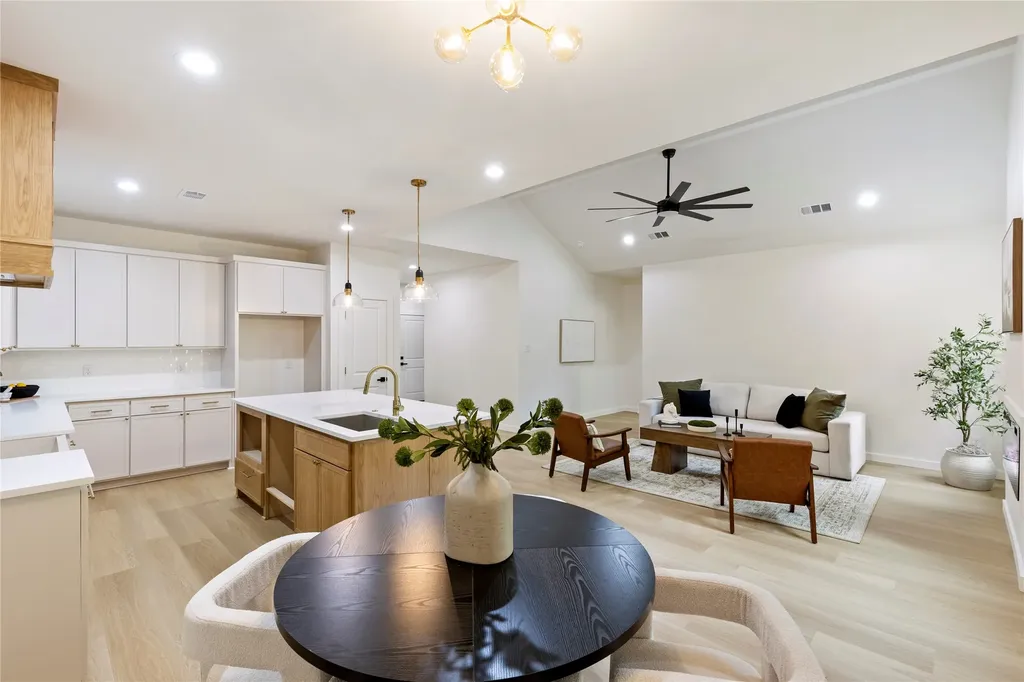 2536 56th Street Dallas TX 75241