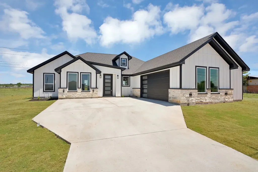 3217 Cobbler Lane Joshua TX 76058