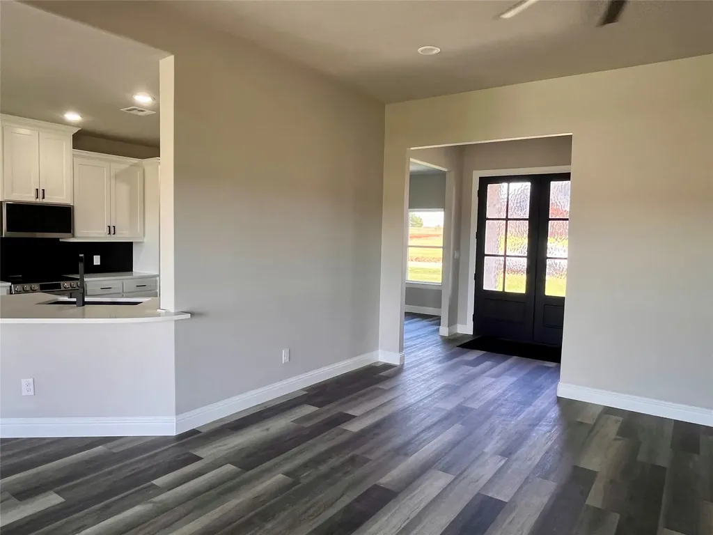 1404 Dixie Estates Way Whitesboro TX 76273