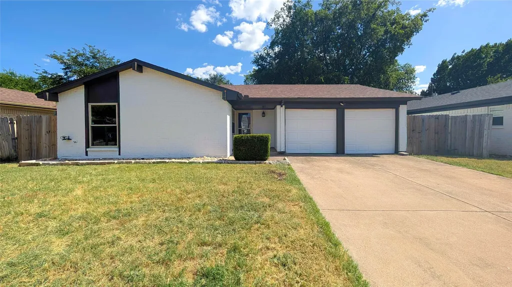 6412 Grasshopper Drive Watauga TX 76148