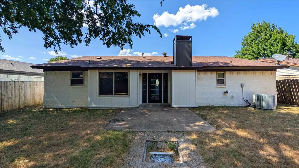 6412 Grasshopper Drive Watauga TX 76148