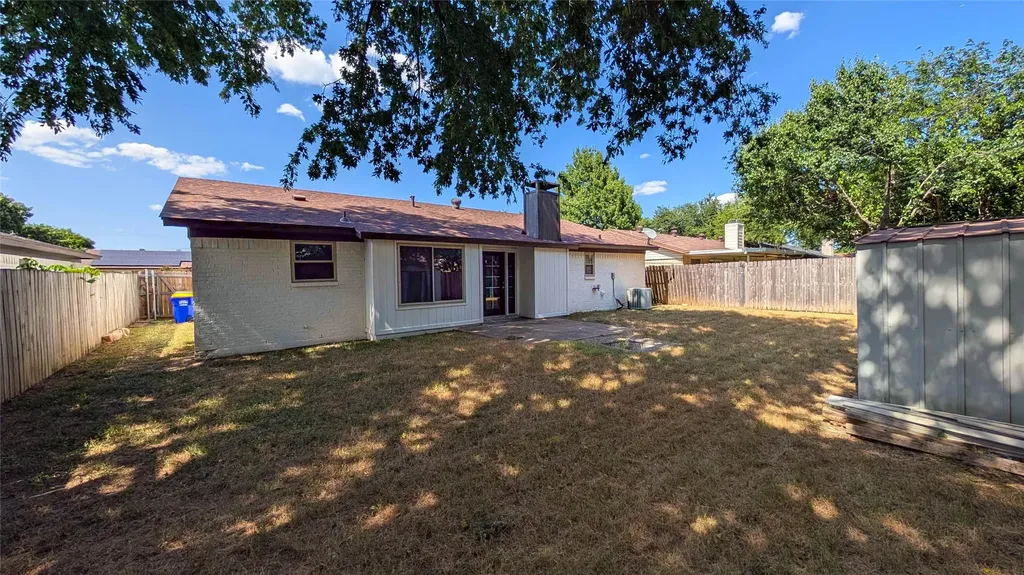6412 Grasshopper Drive Watauga TX 76148