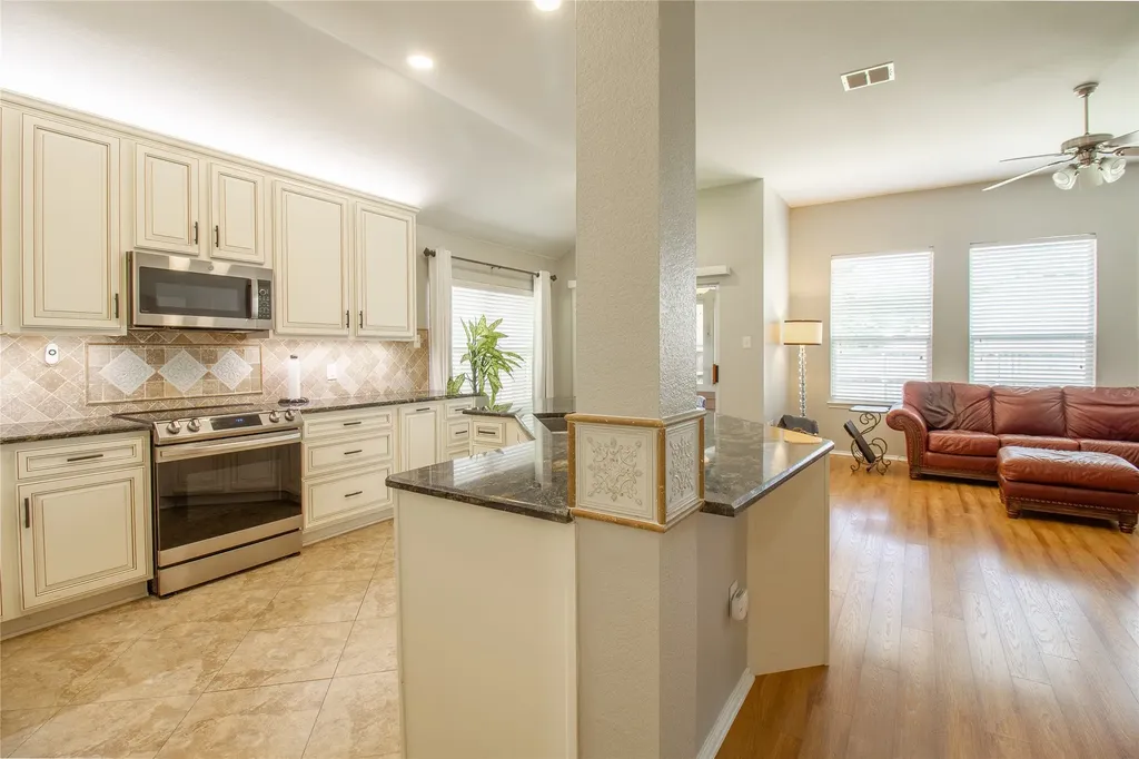 406 Hackberry Drive Fate TX 75087