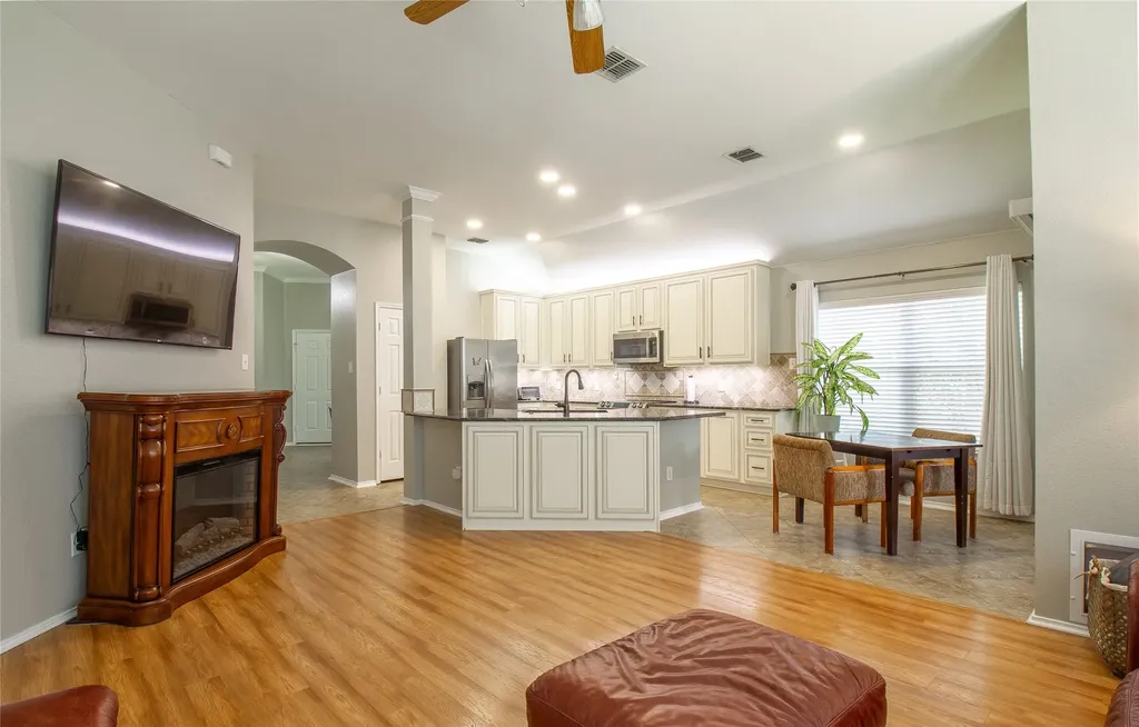 406 Hackberry Drive Fate TX 75087
