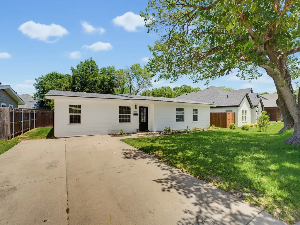 5852 Lyle Street Westworth Village TX 76114