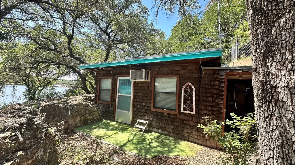 241 County Road 611 Brownwood TX 76801