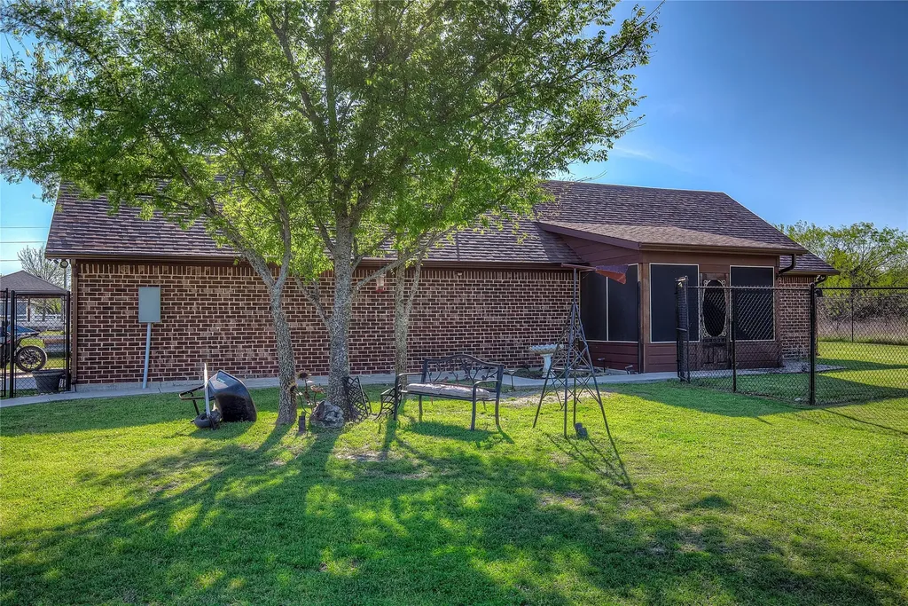15440 Saddle Ridge Circle Terrell TX 75160