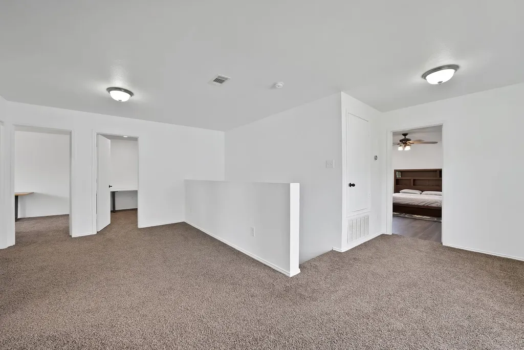 1015 Crow Court Dallas TX 75051