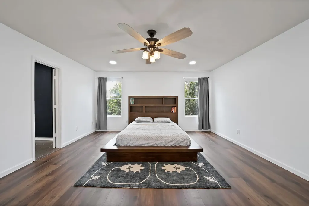 1015 Crow Court Dallas TX 75051
