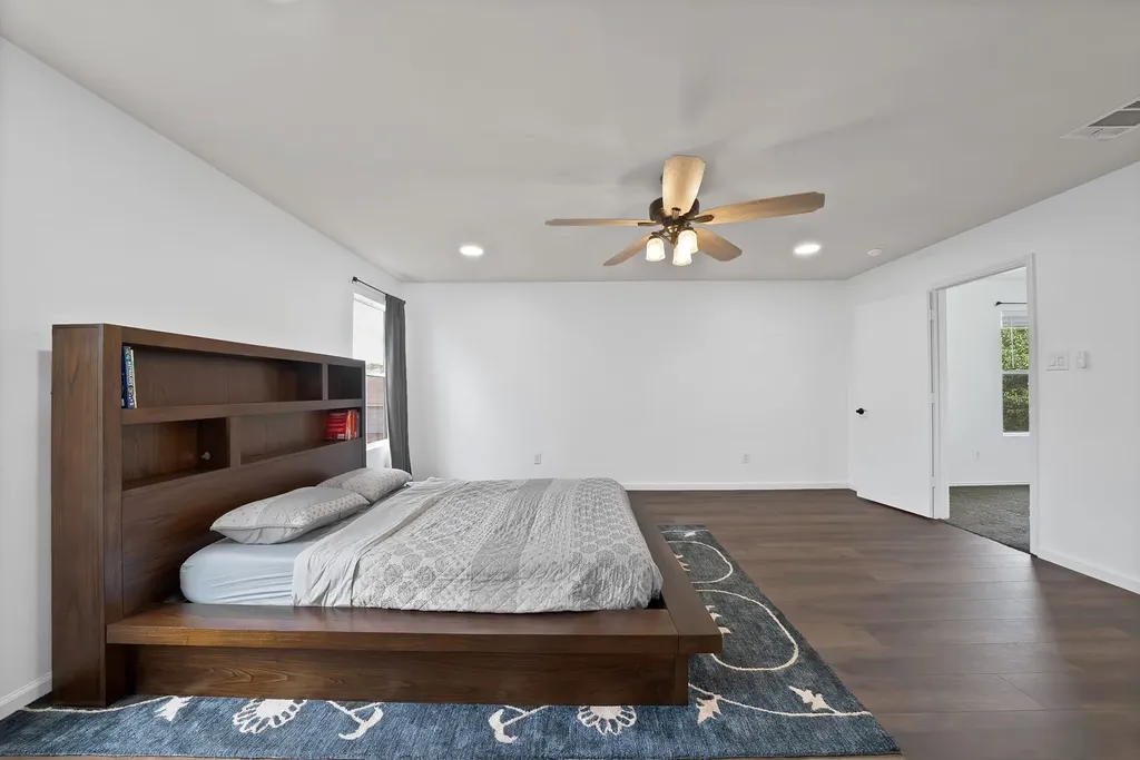 1015 Crow Court Dallas TX 75051
