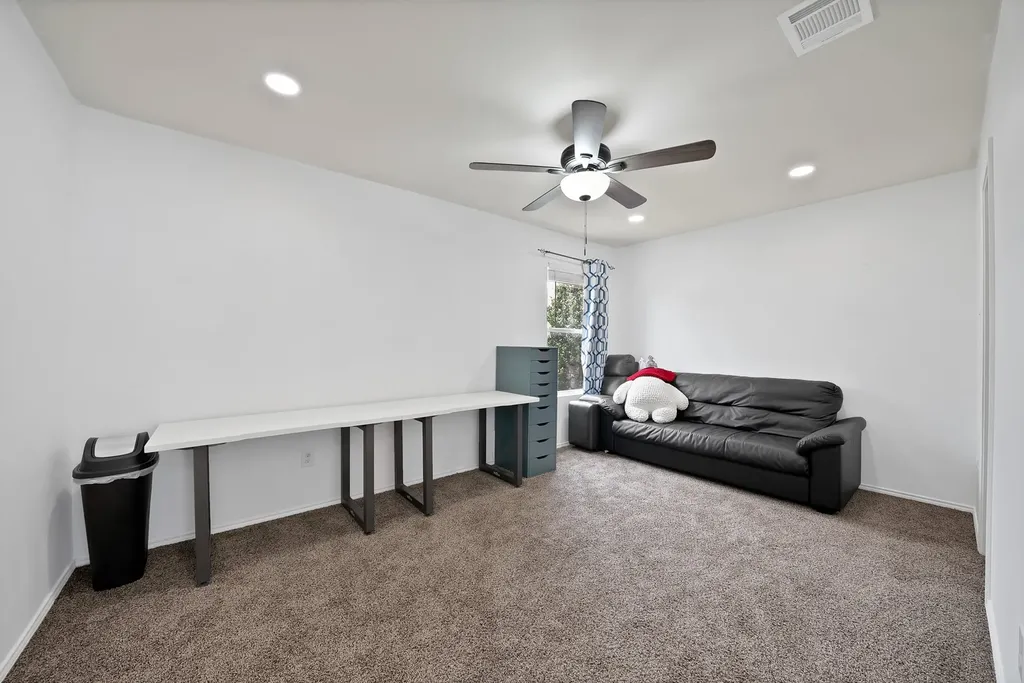 1015 Crow Court Dallas TX 75051