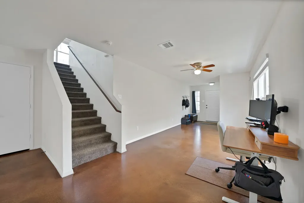 1015 Crow Court Dallas TX 75051