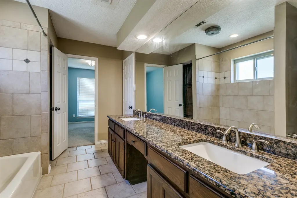 8 Winding Creek Court Trophy Club TX 76262