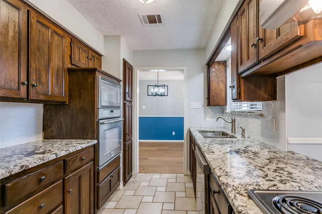 8 Winding Creek Court Trophy Club TX 76262