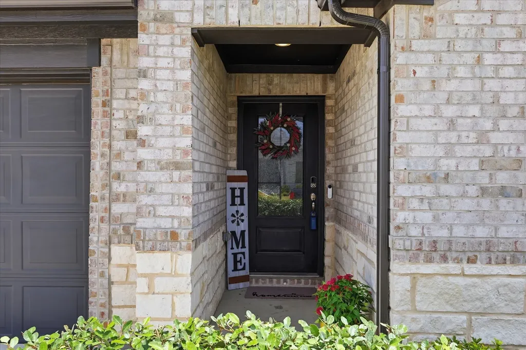 2965 Fox Trail Lane Fort Worth TX 76108