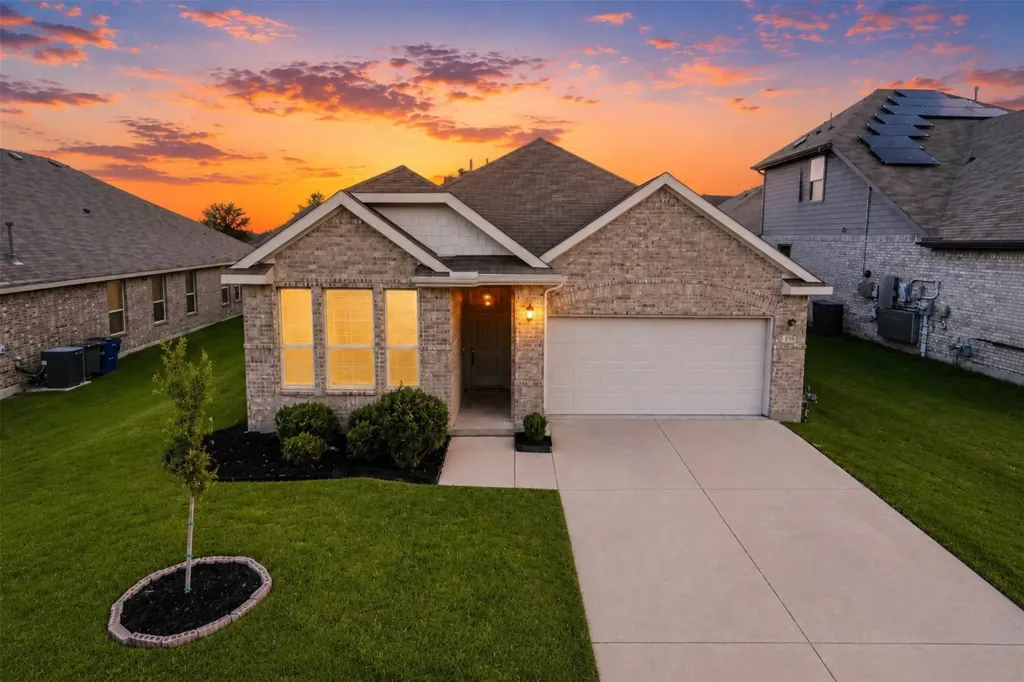 404 Vawter Drive Van Alstyne TX 75495