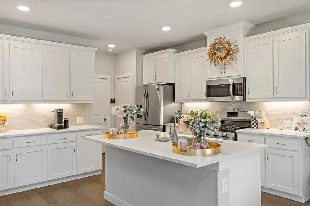 2749 Starburst Little Elm TX 75068