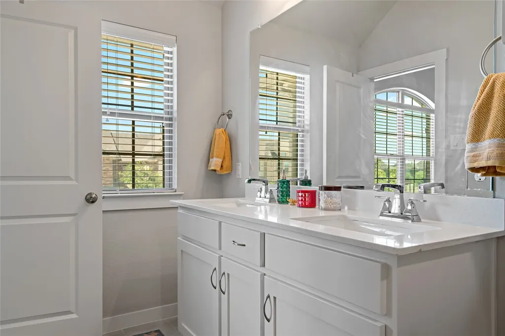 2749 Starburst Little Elm TX 75068