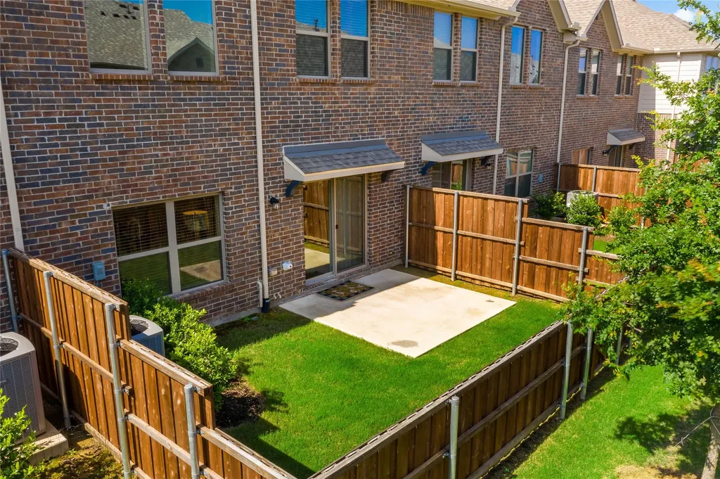 2749 Starburst Little Elm TX 75068
