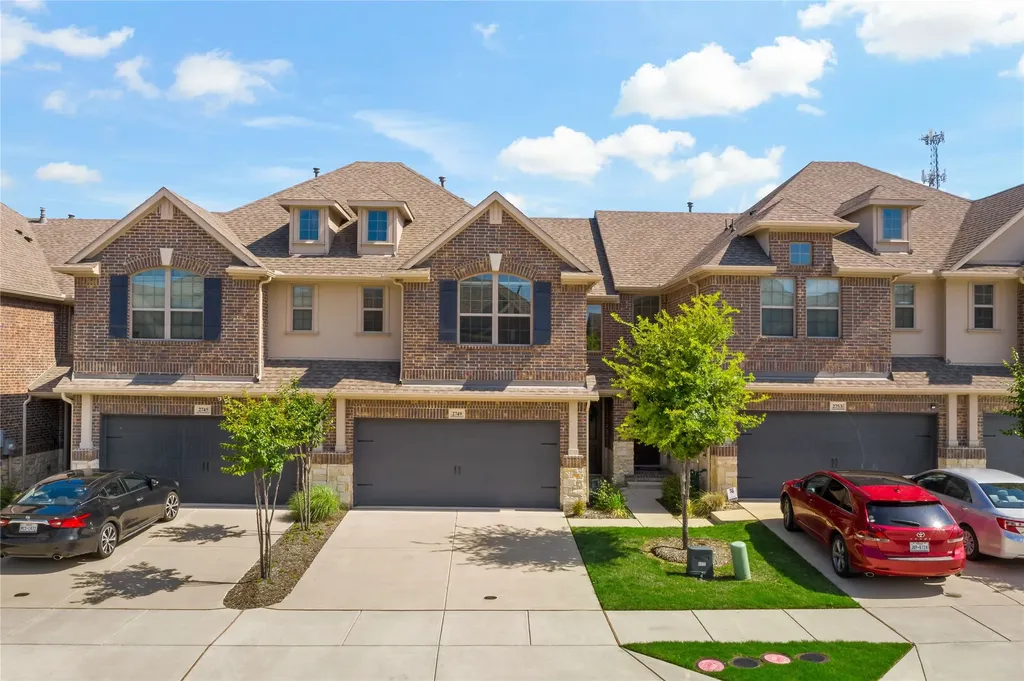 2749 Starburst Little Elm TX 75068