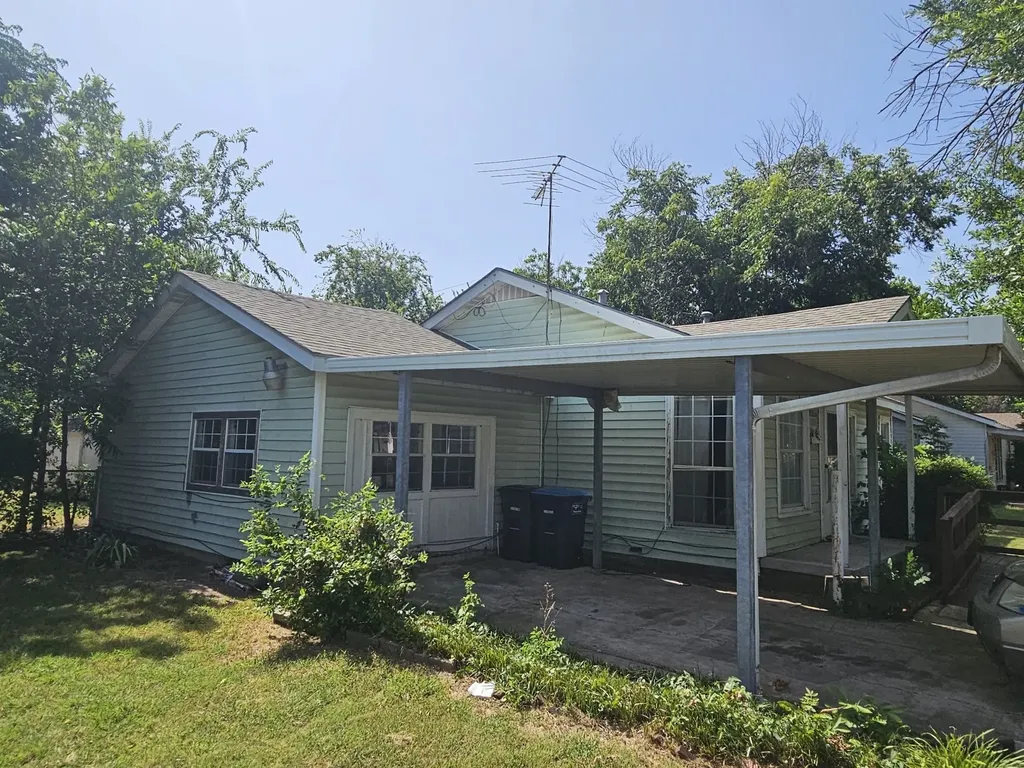 3132 Lakeland Street Fort Worth TX 76111