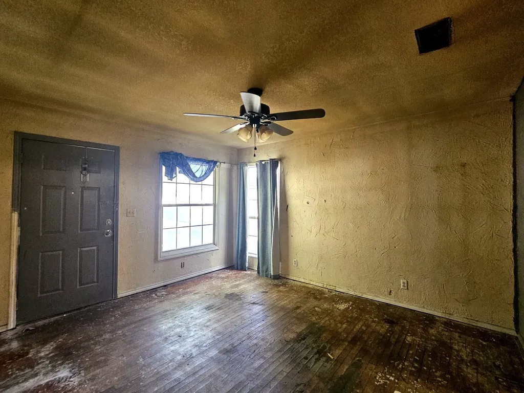3132 Lakeland Street Fort Worth TX 76111