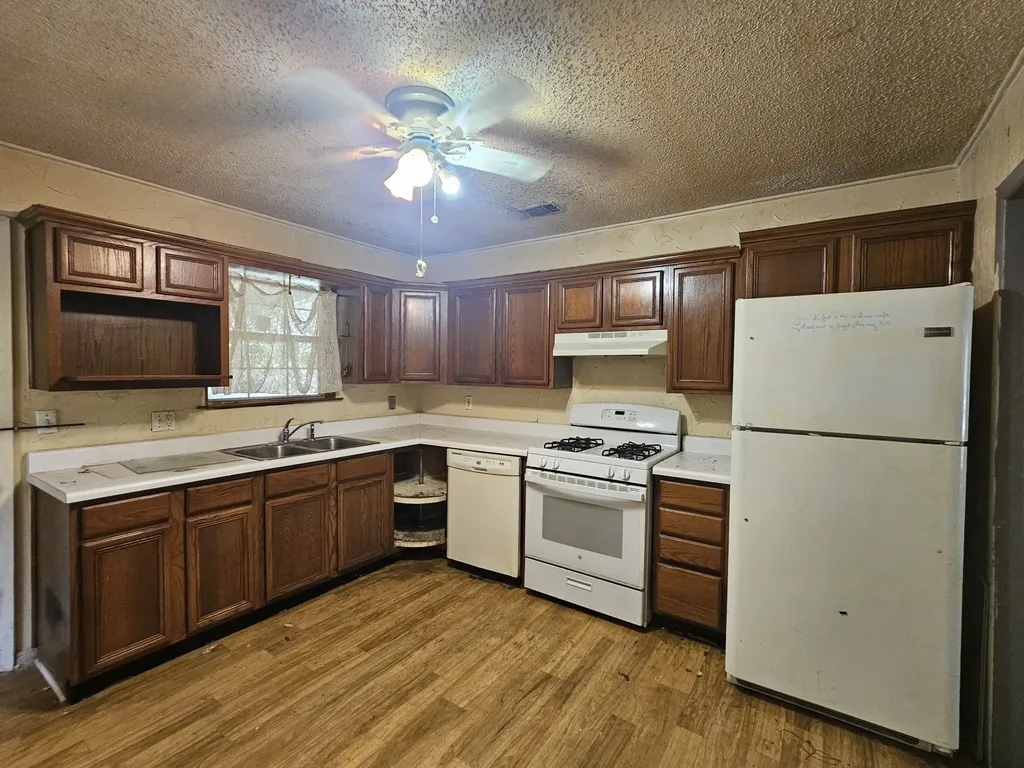 3132 Lakeland Street Fort Worth TX 76111