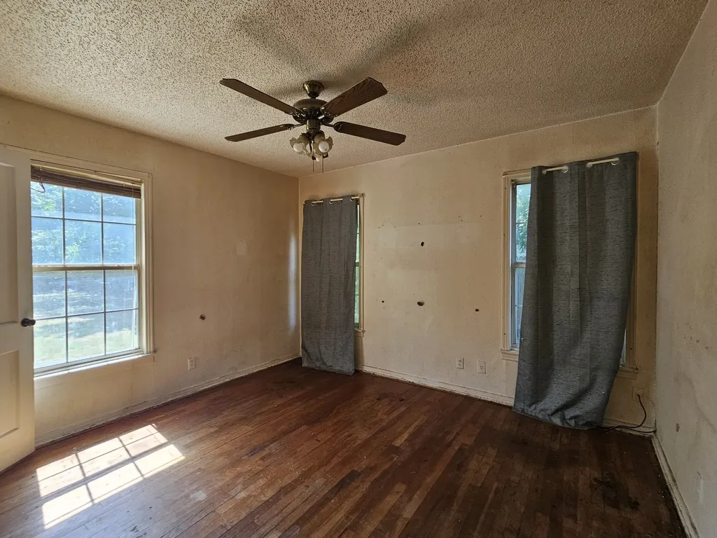 3132 Lakeland Street Fort Worth TX 76111