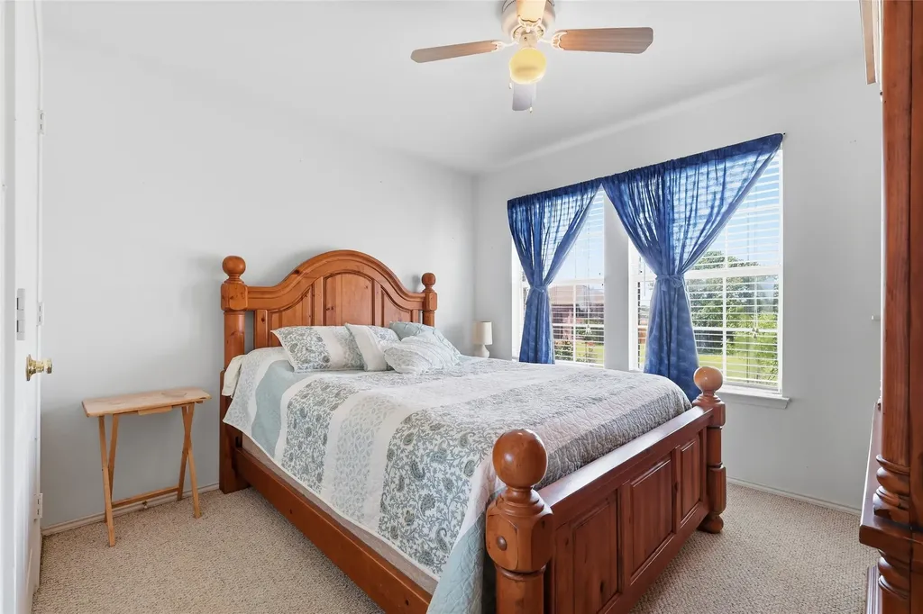 1073 Atlanta Nevada TX 75173