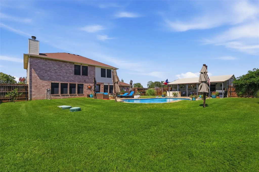 1073 Atlanta Nevada TX 75173