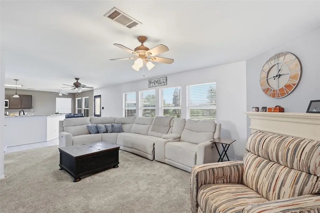 1073 Atlanta Nevada TX 75173