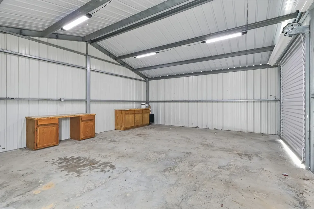 611 E Cr 4103 New Boston TX 75570