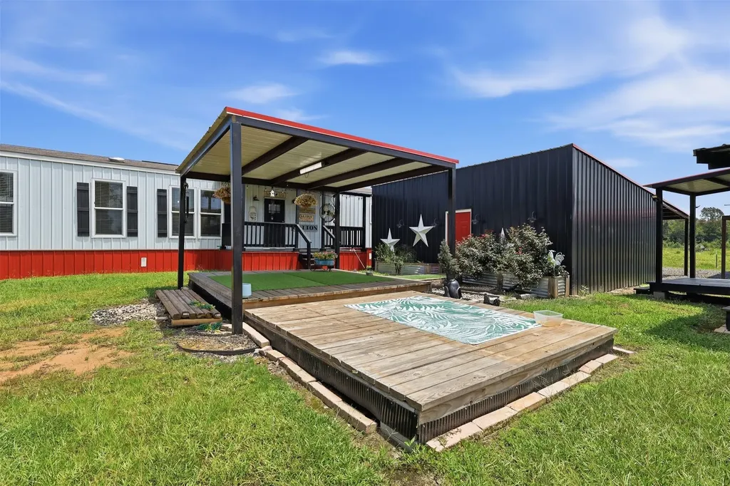611 E Cr 4103 New Boston TX 75570