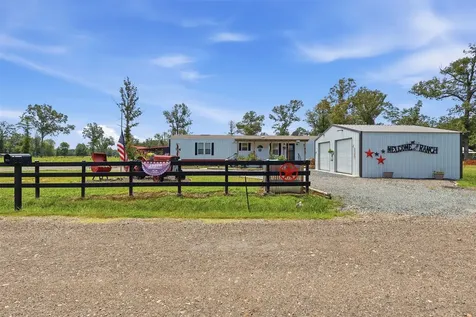 611 E Cr 4103 New Boston TX 75570