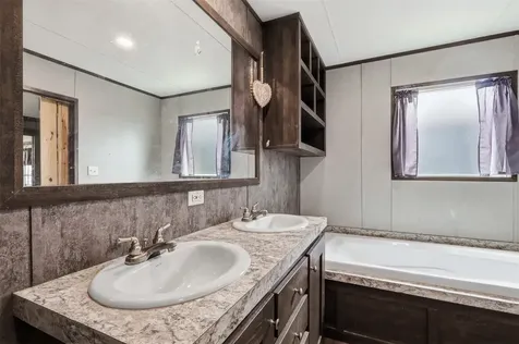611 E Cr 4103 New Boston TX 75570