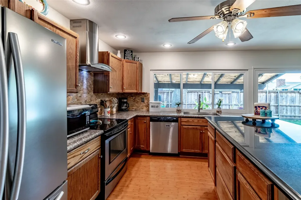 1204 Warwick Drive Mesquite TX 75150