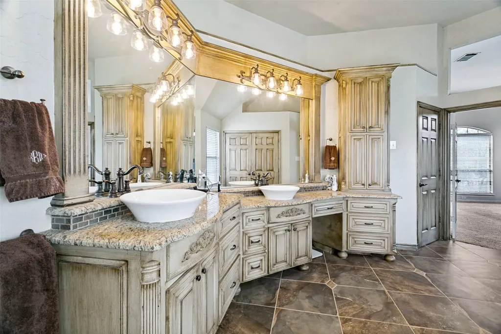 2307 Still Point Lane Colleyville TX 76034