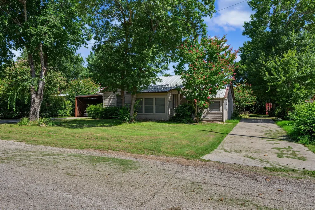 543 Church Street Bluff Dale TX 76433