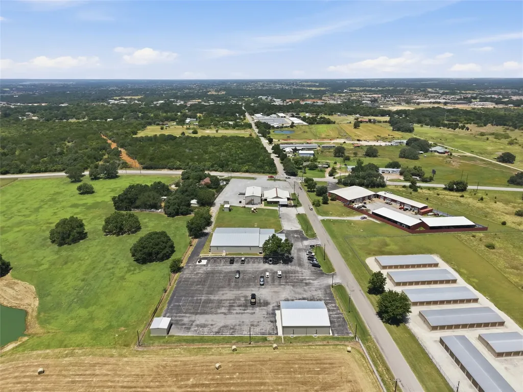 2420 Bob White Drive Granbury TX 76049