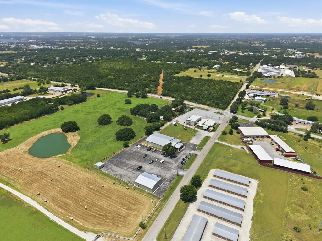 2420 Bob White Drive Granbury TX 76049