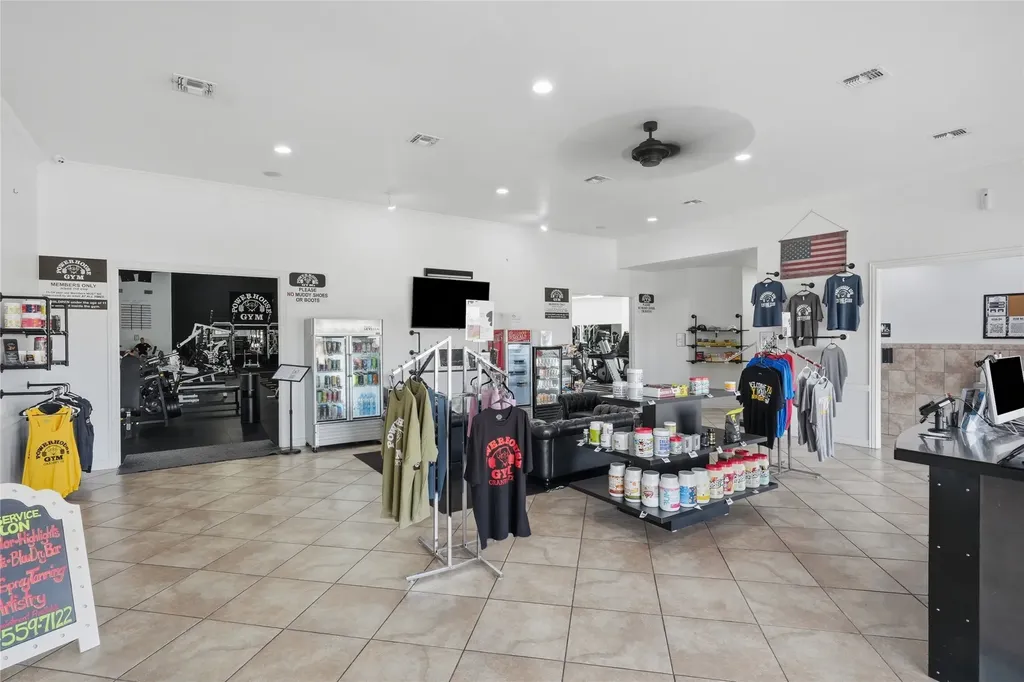 2420 Bob White Drive Granbury TX 76049