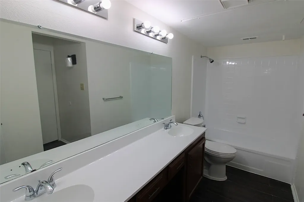 407 Pogue Street Cedar Hill TX 75104
