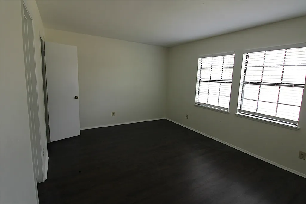 407 Pogue Street Cedar Hill TX 75104