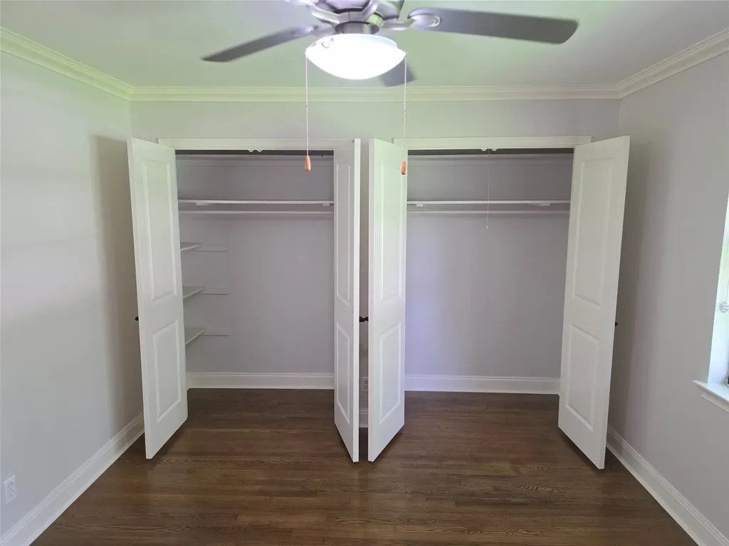 9348 S Angora Street Dallas TX 75218