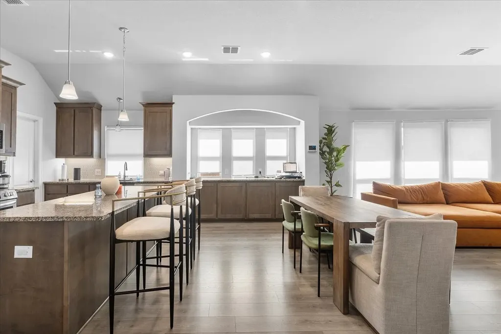 648 Sirius Lane Waxahachie TX 75165